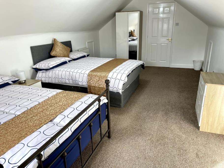 5-Bedroom Cottage In Healing, Grimsby エクステリア 写真